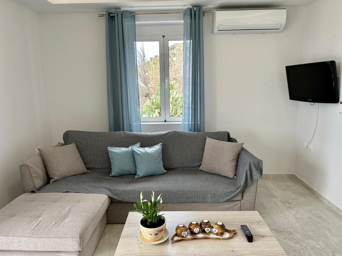 Angel Homes ปลาเกียส ภายนอก รูปภาพ